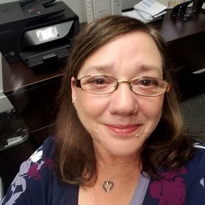 Meet your Posher, Debbie